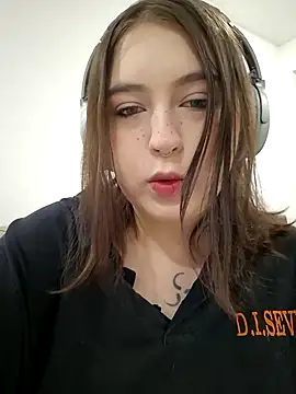 Snapshot of Yammy_Yumi chatting on October 2025 04:13:02 AM Yammy Yumi online show from October 2025 04:13:02 AM