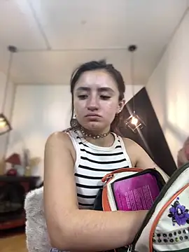 Perla Campbell online show from December 2024 07:36:01 PM