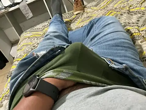 elvis0966 online show from March 2025 04:39:02 AM