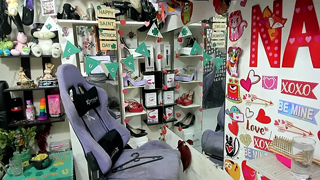 Snapshot of allsson_queen chatting on March 2026 08:14:01 PM allsson queen online show from March 2026 08:14:01 PM