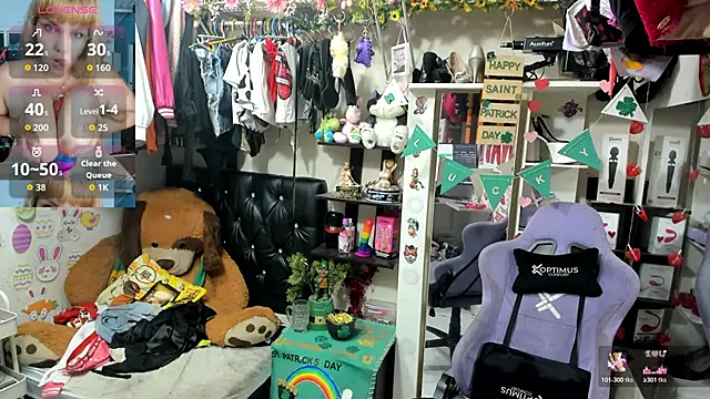 Snapshot of allsson_queen chatting on March 2026 04:15:02 AM allsson queen online show from March 2026 04:15:02 AM