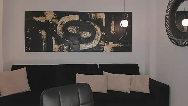 Snapshot of LilaWest chatting on January 2025 06:31:01 PM LilaWest online show from January 2025 06:31:01 PM