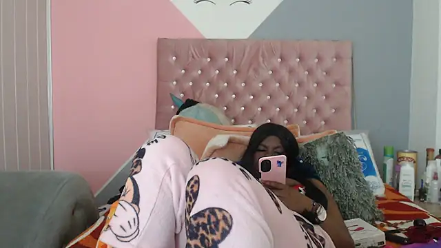 Snapshot of Negrabig chatting on March 2025 09:30:01 AM Negrabig online show from March 2025 09:30:01 AM