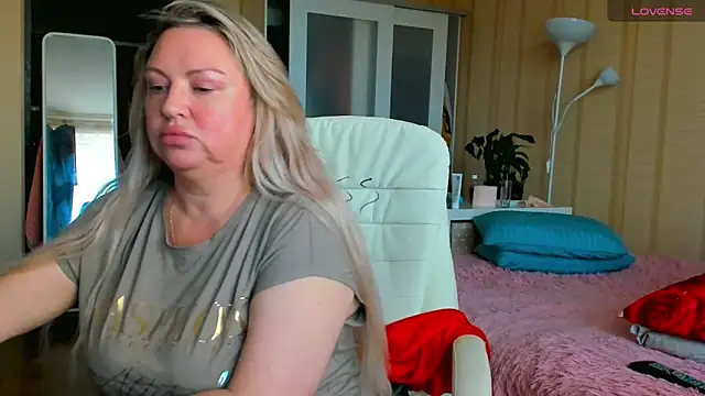 PamHardFuck online show from June 2026 05:00:01 PM