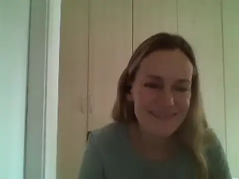 Snapshot of Annylove1 chatting on March 2025 04:54:02 PM Annylove1 online show from March 2025 04:54:02 PM