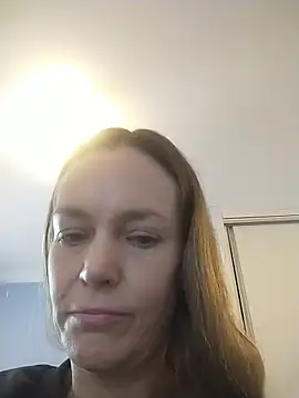 Snapshot of Annylove1 chatting on October 2025 10:58:02 AM Annylove1 online show from October 2025 10:58:02 AM