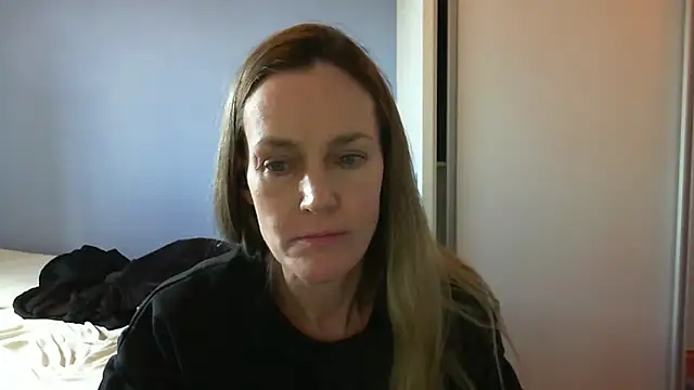 Snapshot of Annylove1 chatting on October 2025 03:45:02 PM Annylove1 online show from October 2025 03:45:02 PM