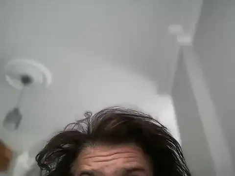 Snapshot of ALPHANDRE chatting on November 2025 06:24:01 AM ALPHANDRE online show from November 2025 06:24:01 AM