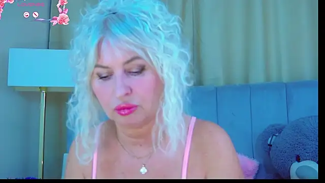 Snapshot of Barbie_Blond_ chatting on May 2026 06:09:02 AM Barbie Blond online show from May 2026 06:09:02 AM
