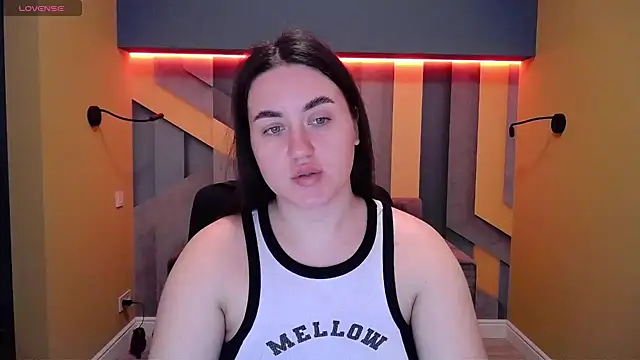 Roxie Bradley online show from December 2024 06:52:02 AM