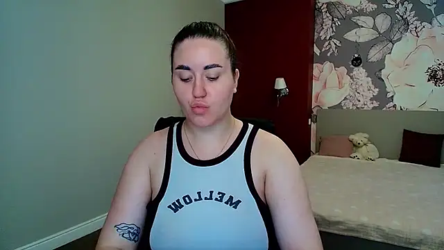 Roxie Bradley online show from July 2026 05:54:02 AM