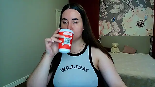 Roxie Bradley online show from July 2026 05:44:01 AM
