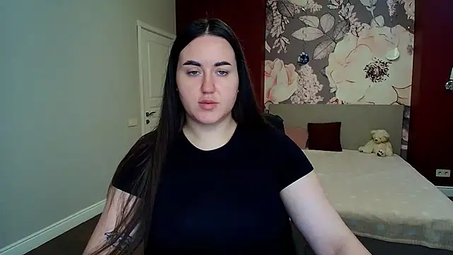 Roxie Bradley online show from July 2026 05:34:01 AM