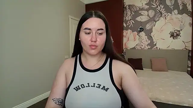Roxie Bradley online show from July 2026 05:38:01 AM