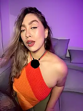 Im sophiie online show from May 2026 07:06:01 AM