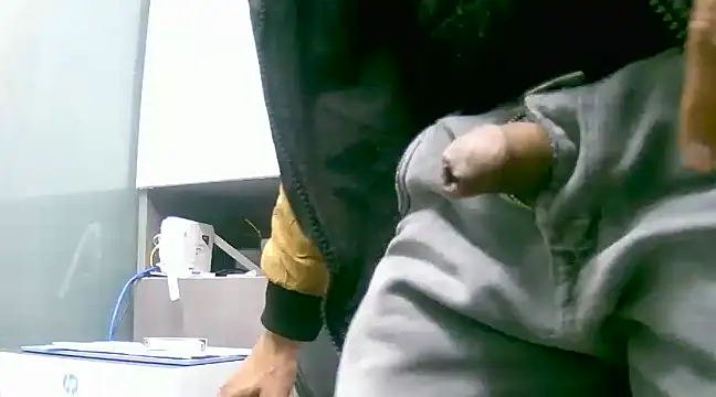 Snapshot of kavipanty chatting on January 2025 11:43:02 AM kavipanty online show from January 2025 11:43:02 AM