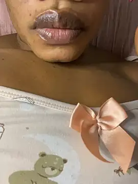  yisela  online show from February 2026 03:15:01 AM