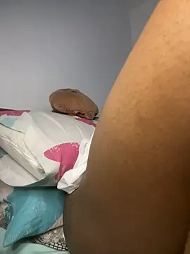  yisela  online show from April 2026 12:38:02 AM