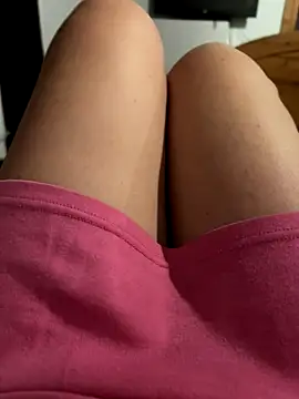 Snapshot of sweetmystery1 chatting on December 2025 04:23:02 PM sweetmystery1 online show from December 2025 04:23:02 PM