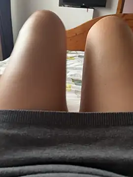 Snapshot of sweetmystery1 chatting on January 2026 12:32:02 PM sweetmystery1 online show from January 2026 12:32:02 PM