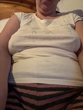 Snapshot of sweetmystery1 chatting on February 2026 03:11:01 PM sweetmystery1 online show from February 2026 03:11:01 PM