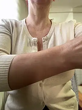 sweetmystery1 online show from March 2026 10:30:02 AM