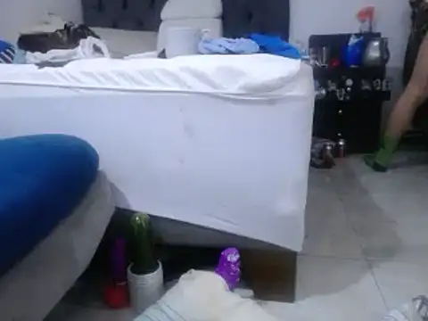 Snapshot of angellsexx20 chatting on February 2025 03:08:02 AM angellsexx20 online show from February 2025 03:08:02 AM