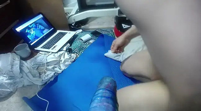 Snapshot of angellsexx20 chatting on February 2025 06:54:02 AM angellsexx20 online show from February 2025 06:54:02 AM