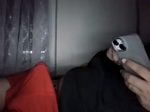 Snapshot of Ca414 chatting on December 2025 11:21:02 PM Ca414 online show from December 2025 11:21:02 PM