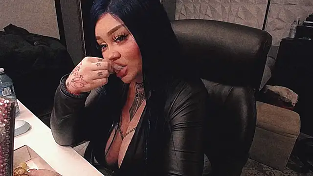 Snapshot of sheylagoddess11 chatting on October 2025 05:21:02 AM sheylagoddess11 online show from October 2025 05:21:02 AM