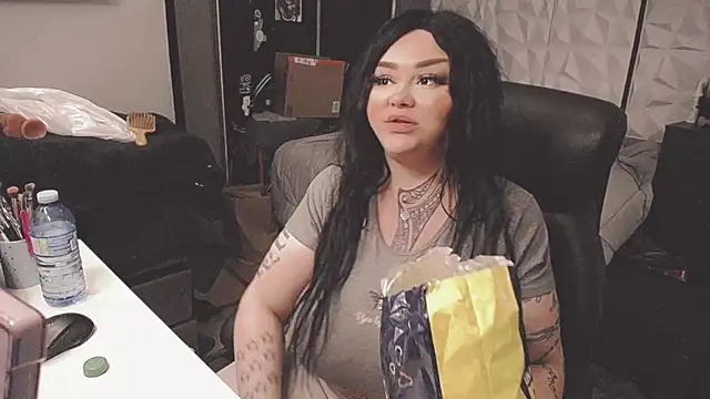 Snapshot of sheylagoddess11 chatting on December 2025 12:01:01 PM sheylagoddess11 online show from December 2025 12:01:01 PM