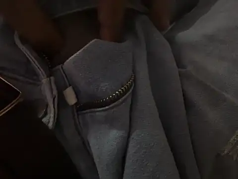 Snapshot of zeus_3241 chatting on December 2025 09:30:01 PM zeus 3241 online show from December 2025 09:30:01 PM