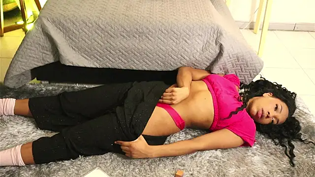 Valeriestyle online show from February 2025 04:10:01 AM