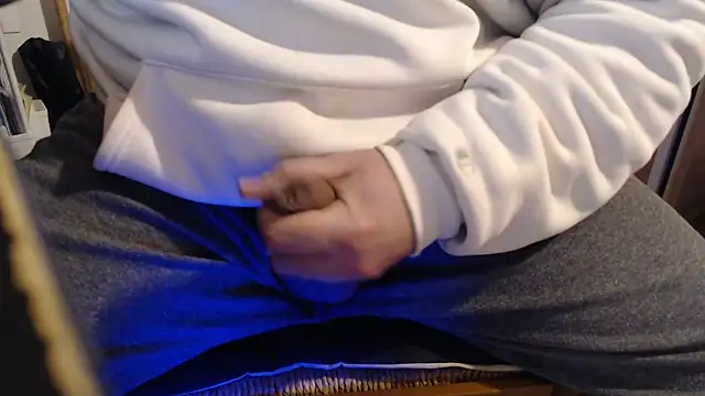 Snapshot of italian_mach chatting on February 2026 06:31:02 AM italian mach online show from February 2026 06:31:02 AM