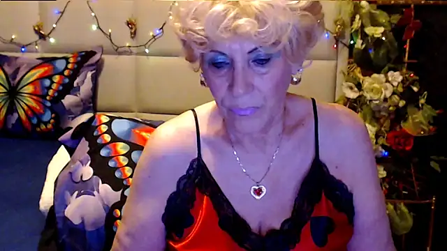 HappyWomanOn online show from October 2025 07:04:02 PM