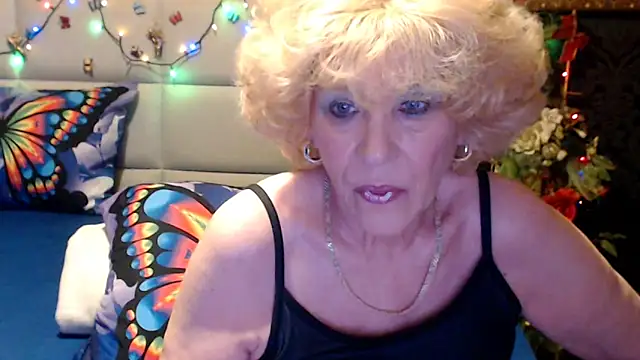 HappyWomanOn online show from May 2026 09:06:01 AM