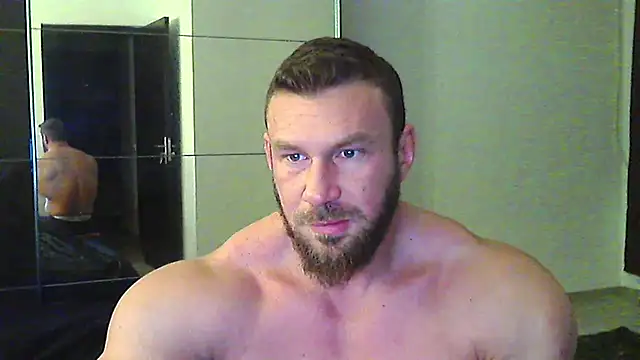 muscularkevin online show from January 2026 04:48:02 AM