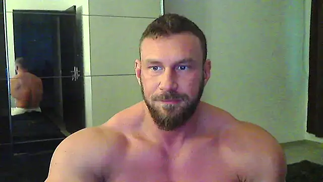 muscularkevin online show from January 2026 02:11:02 PM