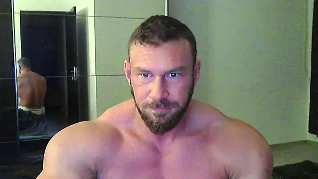 muscularkevin online show from January 2026 05:02:02 AM