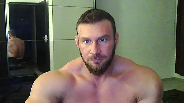 muscularkevin online show from January 2026 03:05:01 PM