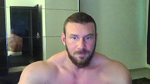 muscularkevin online show from February 2026 02:34:01 PM