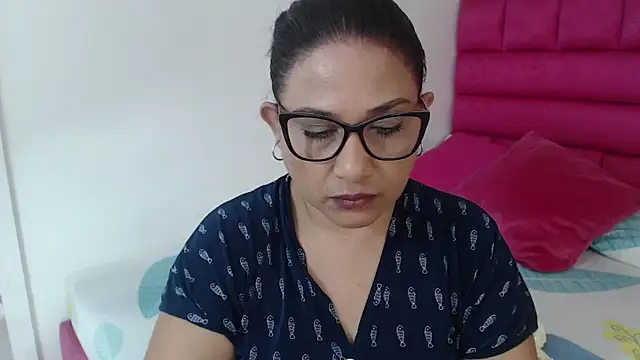 Katha Marck online show from May 2026 12:55:02 PM