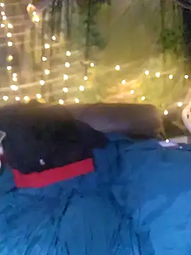 Hotredheadandtoungelasher online show from December 2024 04:39:02 PM