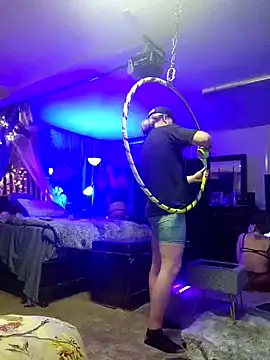 Hotredheadandtoungelasher online show from December 2024 11:51:02 AM