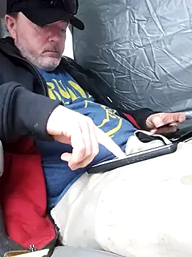 Hotredheadandtoungelasher online show from December 2024 01:07:02 PM