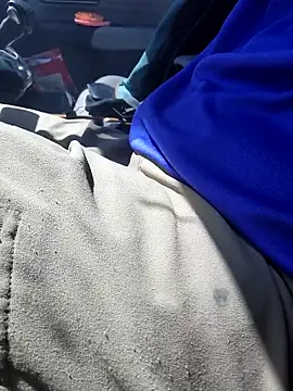 Hotredheadandtoungelasher online show from September 2025 06:30:01 PM