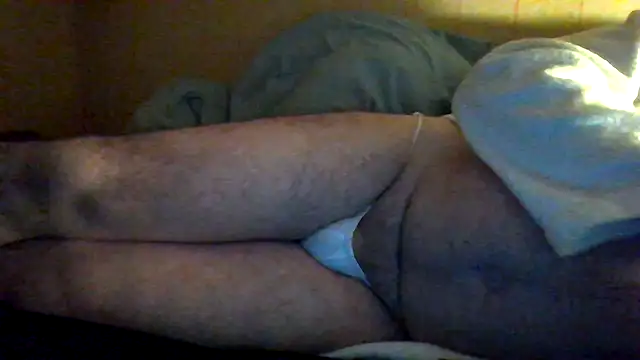 Snapshot of Krissttof chatting on December 2025 09:55:01 PM Krissttof online show from December 2025 09:55:01 PM