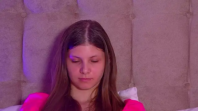 Snapshot of AudreyBarlow chatting on March 2025 12:34:01 PM AudreyBarlow online show from March 2025 12:34:01 PM