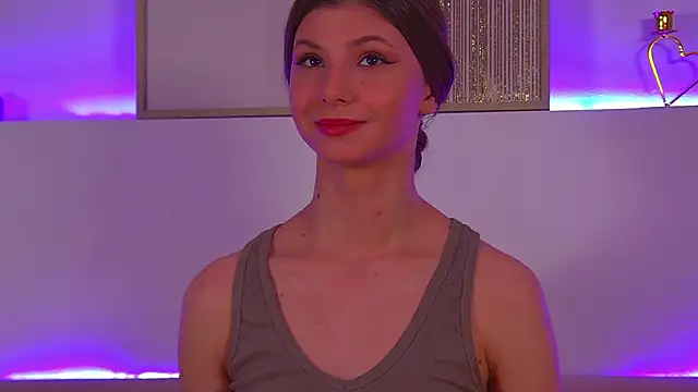 Snapshot of AudreyBarlow chatting on March 2025 03:50:02 PM AudreyBarlow online show from March 2025 03:50:02 PM