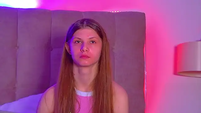 Snapshot of AudreyBarlow chatting on March 2025 06:35:02 AM AudreyBarlow online show from March 2025 06:35:02 AM